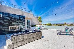NoHo 55