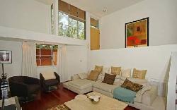 1172 Centinela
