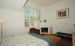 1172 Centinela