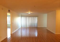 821 N Formosa