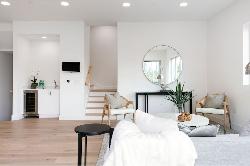 Lexington 8
