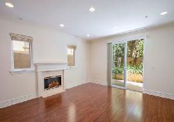 2306 Fox Hills