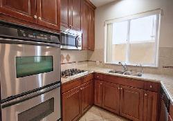 2306 Fox Hills