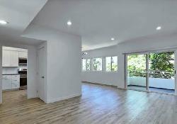 1900 Silver Lake Blvd