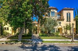 Venezia Village