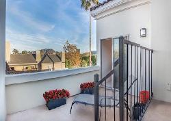 Moorpark Townhomes