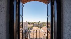 Gramercy Manor Apartments
