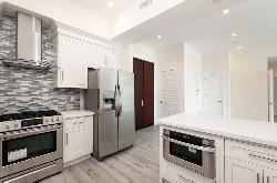 1237 S Holt