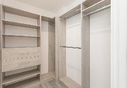 1237 S Holt