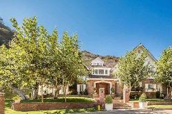Moraga Estates