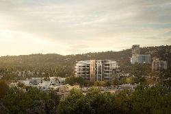 8899 Beverly
