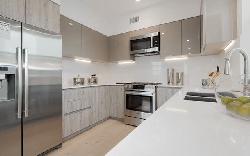 1367 Alta Vista