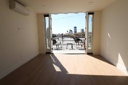 1261 Stoner Ave