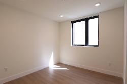 1261 Stoner Ave
