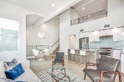 Michigan Ave Lofts