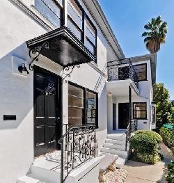 3232 Rowena Ave