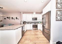 Gramercy Pointe