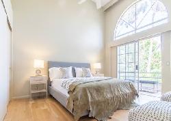 Silver Lake Hilltop