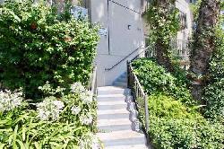 Manhattan Villas