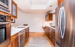 11805 Mayfield