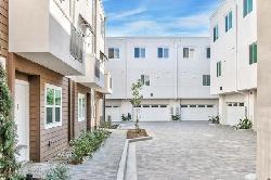Collintine Modern Homes