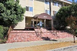 La Toluca Court
