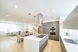 NuParc Sherman Oaks