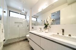 NuParc Sherman Oaks