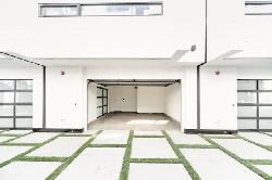 NuParc Sherman Oaks