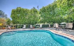 Chateau Moorpark