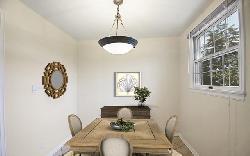 Chateau Moorpark