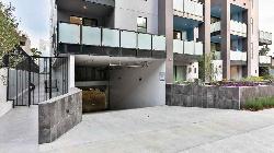 726 N Hudson