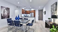 726 N Hudson