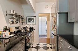 821 S Mansfield