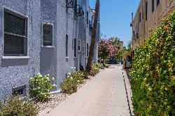821 S Mansfield