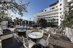 Hotel Shangri La