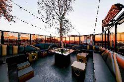 Hotel Shangri La
