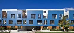 855 Croft