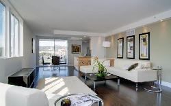 Elm At Beverly Hills, The