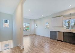 424 Rampart