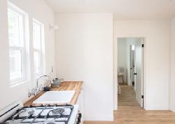 4437 Lockwood