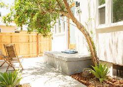 4437 Lockwood