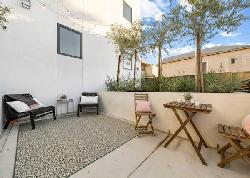 249 N Bonnie Brae