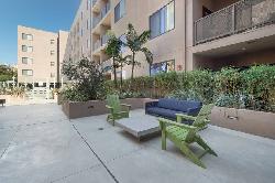 Wilshire Valencia