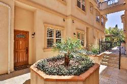 Milford Villas