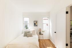 5846 Willoughby