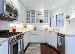 3401 Barham