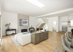 1250 N Fuller