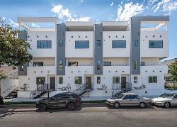 5000 W Maplewood