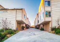 Silverlake Townhomes